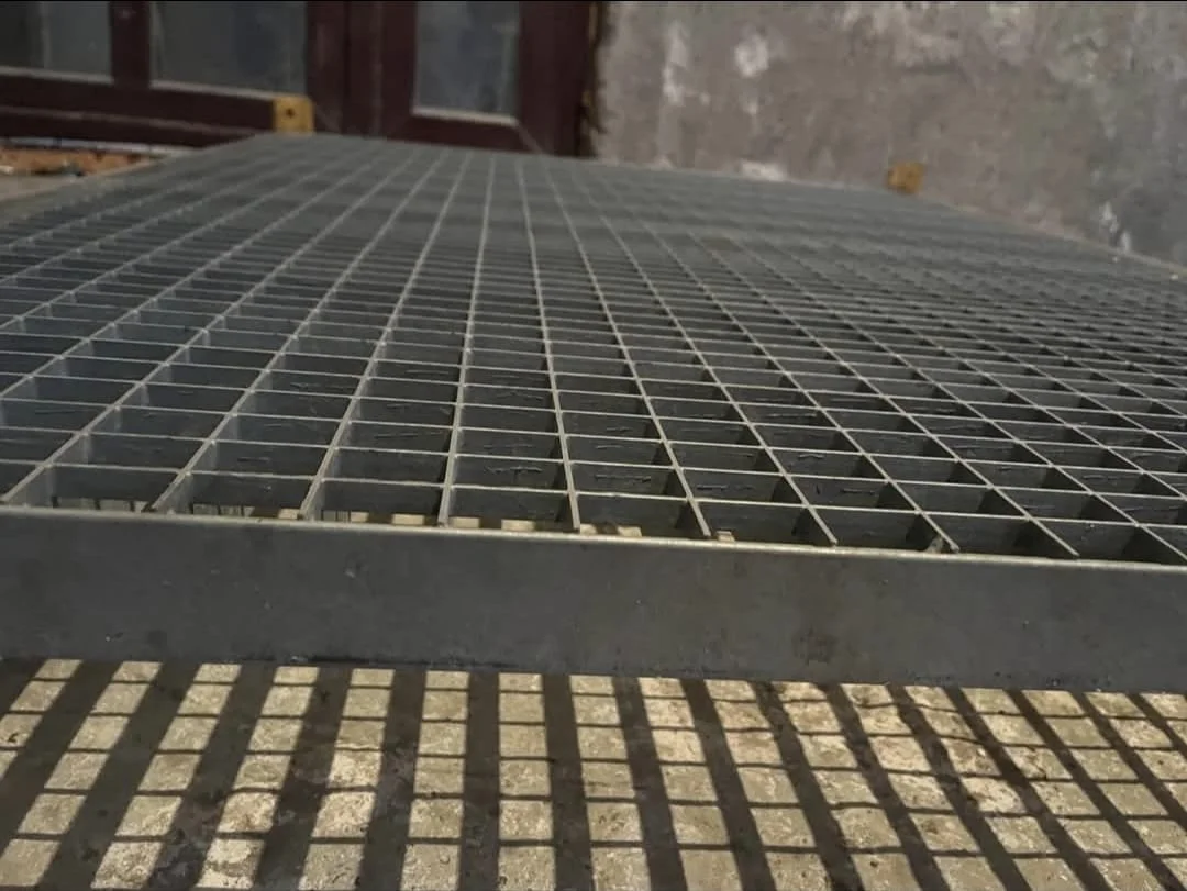 Scări Metalice
